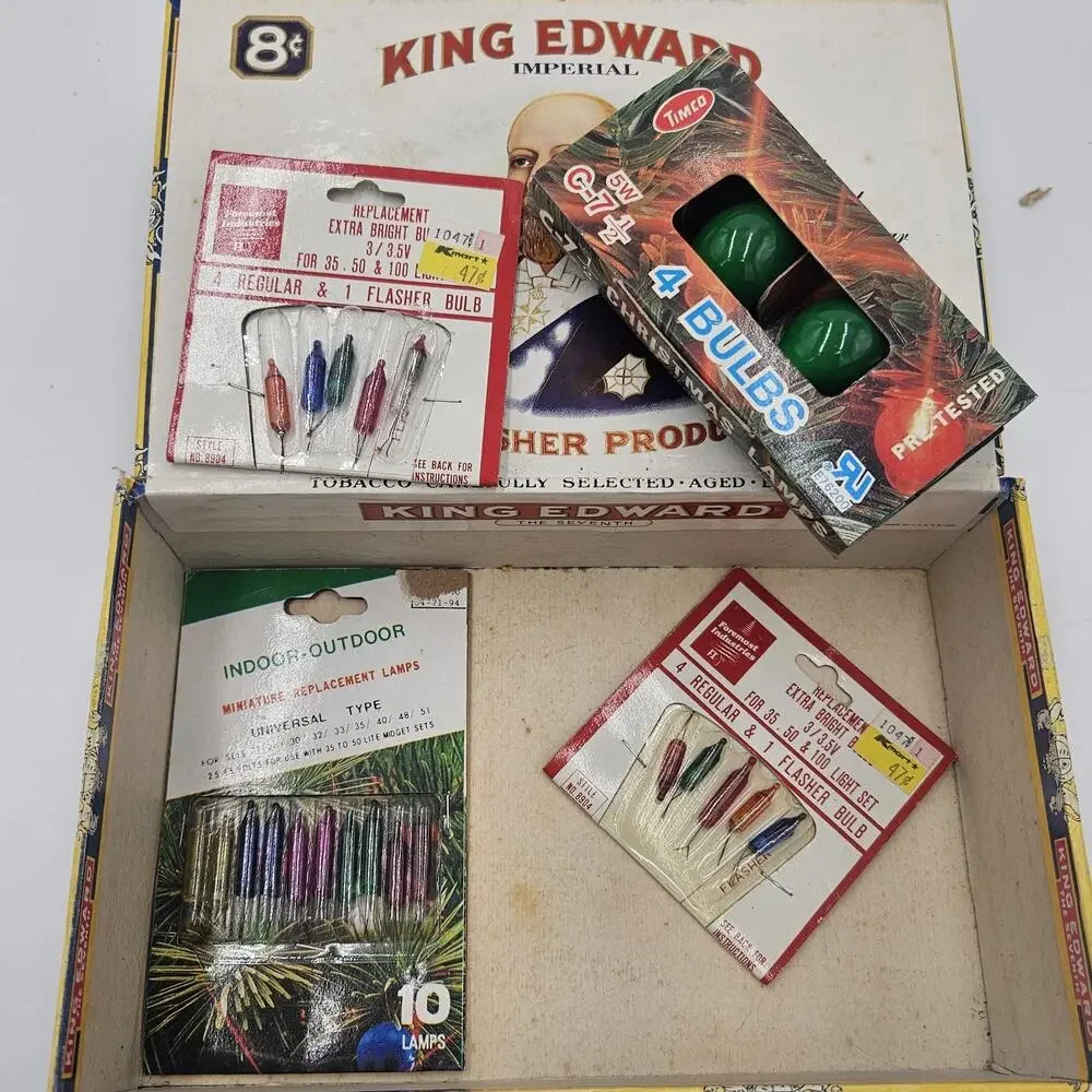 Vintage Replacement Christmas Bulbs 4 Packages In Vintage King Edward Cigar Box